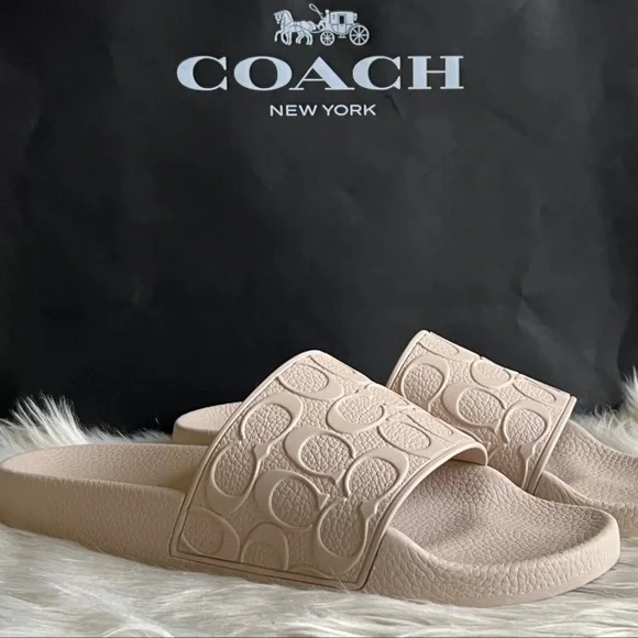 C7092 - Coach Signature Pool Slide - Picture 1 of 10